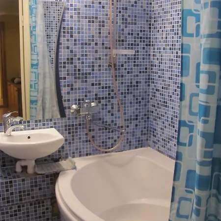 Economy Baltics - Liivamaee * טאלין