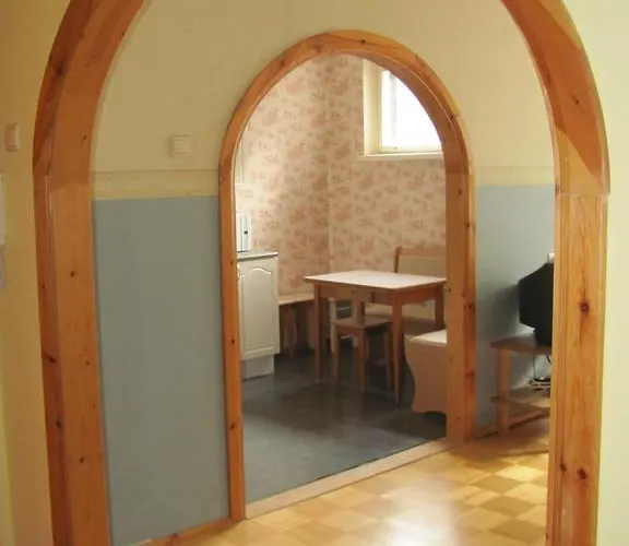 Economy Baltics - Liivamaee *