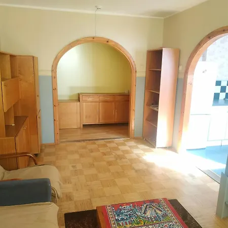 Economy Baltics - Liivamae Apartment