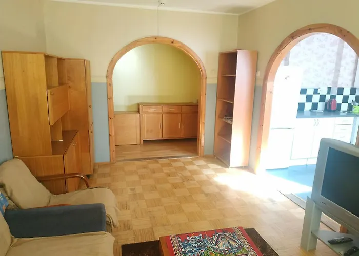 Economy Baltics - Liivamae Lägenhet